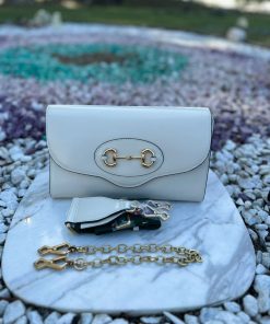 Design Gucci cream ‘Horsebit 1955 Small’ shoulder bag