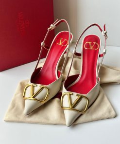 Design VALENTINO GARAVANI Vlogo Slingback Heels