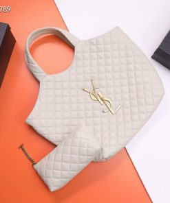 Design SAINT LAURENT Nubuck Suede Quilted Maxi Icare Shopping Tote Beige