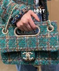 Design Chanel AS4221 large Flap Bag with top Handle