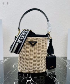 Design basket and canvas bag PRADA