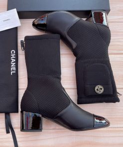 Design CHANEL 2022 Leather Sock Boots