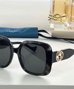 Design Gucci sunglasses Black oversize-frame