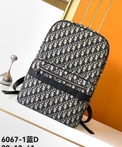 Design SAFARI BACKPACK Beige and Black Dior Oblique Jacquard