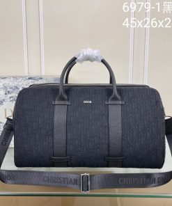 Design DIOR DUFFLE FROM CLOYAD