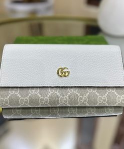 Design Gucci GG Marmont continental wallet