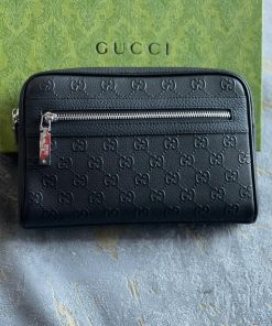 Gucci Clutch Leather Bag for Men's