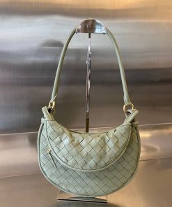 Design BOTTEGA VENETA Gemelli small leather bag for women