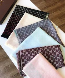 Design GUCCI Scarf 'GG' in double-faced wool