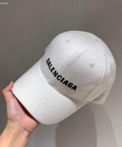 Design BALENCIAGA Glow In The Dark Logo Cap