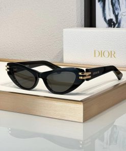 Design Dior sunglasses Shape Of The Frames Cat's Eye / Butterfly